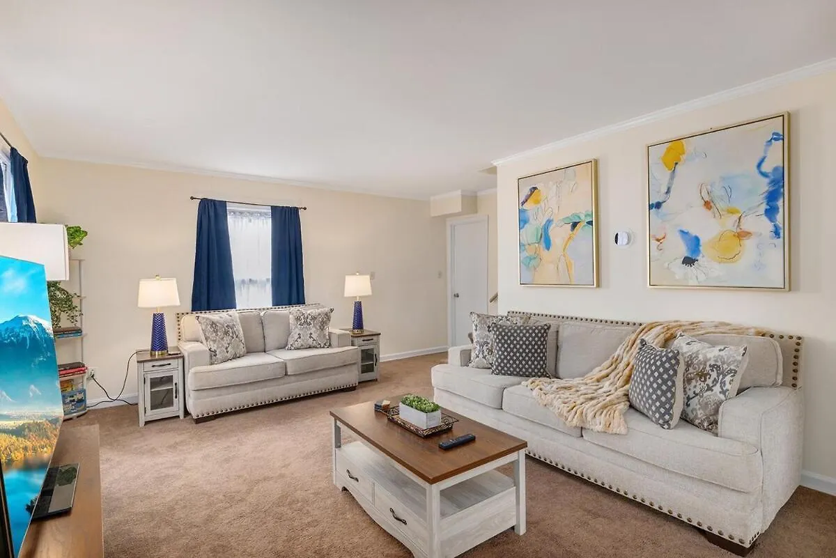 Vila New! Special Intro Rate! Walkable, Fenced-In Yard Charlotte USA